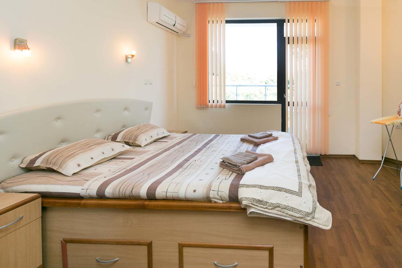Apartments Yalta Złote Piaski Zewnętrze zdjęcie